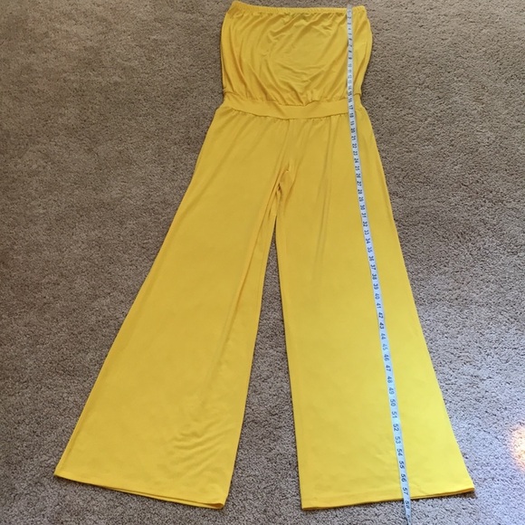 NWT! Carmen Marc Volvo large cover up jumpsuit. - Picture 7 of 8